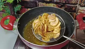 Crispy Raw Banana Chips: Easy Homemade Recipe