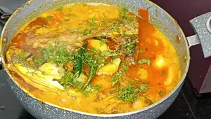 Bengali Fish Head Curry Recipe: A Delicious & Easy Coastal Dish