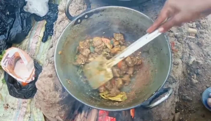 Stir the pork mixture well. Add water if needed to prevent sticking.