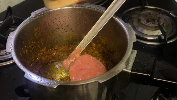 Add tomato puree and cook for 3-4 minutes.