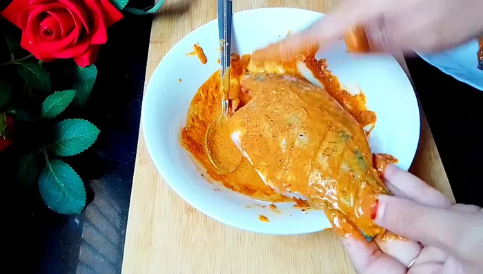 Marinate the fish for about half an hour.