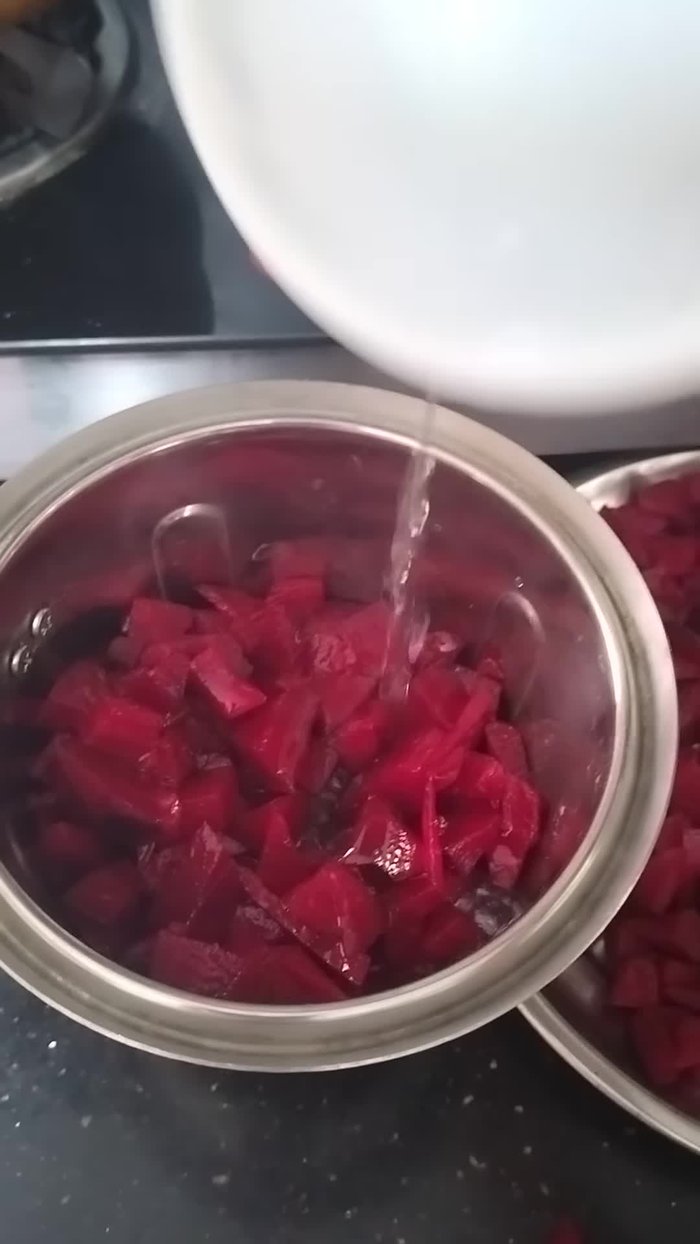 Peel and cut two beetroots into small pieces. Put them in a mixer jar.