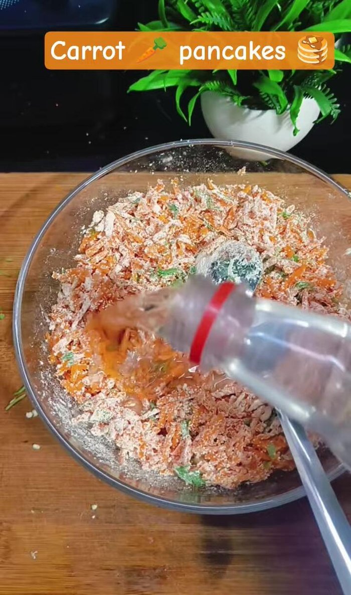 Add water gradually to make a batter. The batter shouldn't be too thin.