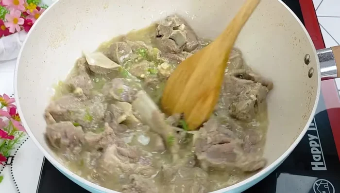 Roast the mutton mixture for 1-2 minutes. If there is excess water, dry it on high flame but not excessively.