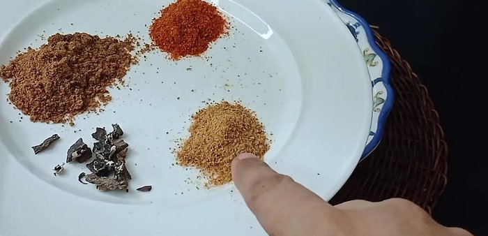 Once cooked, add stone flower, chaat masala, red chili powder, garam masala, green chilies, grated onion, green coriander, and mint to the mixture.