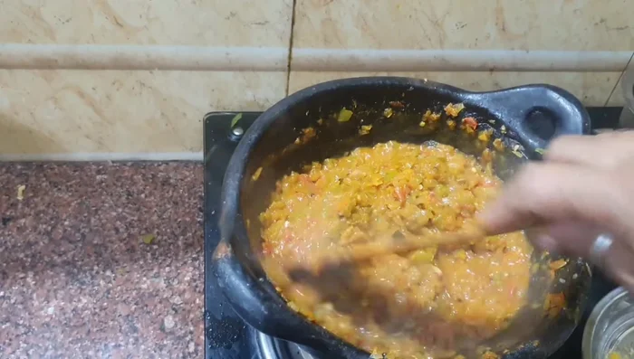 Simmer for a minute until everything is well mixed.