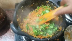 Spicy Capsicum Kottu: South Indian Chili Pepper Stir-Fry Recipe