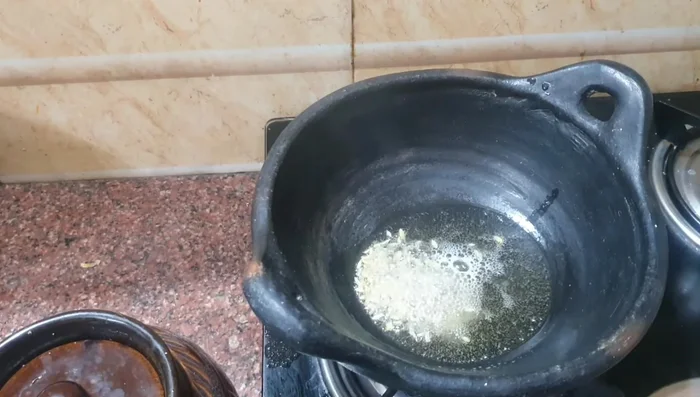 Add curry leaves and fry until fragrant.