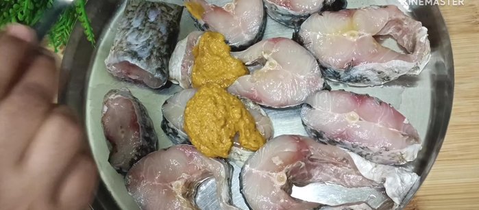 Clean the Roo fish thoroughly.