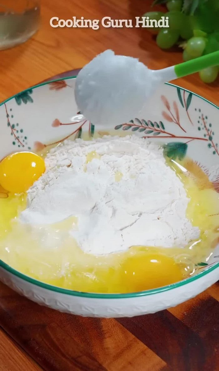 Break three eggs into it. Add 20 grams sugar, 3 grams instant yeast, 50 grams pure milk and knead them into a dough.