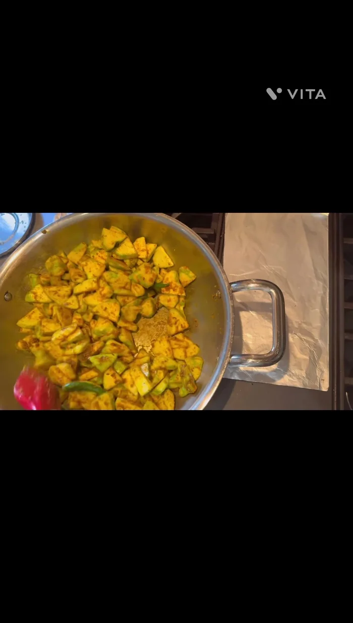 Cook on medium flame for about 15-20 minutes, stirring occasionally. When steam forms, reduce heat to low and cover.