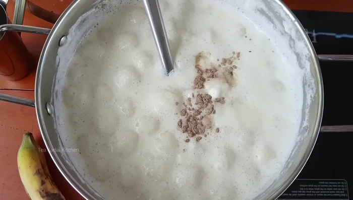 Add 1/4 teaspoon of cardamom powder.