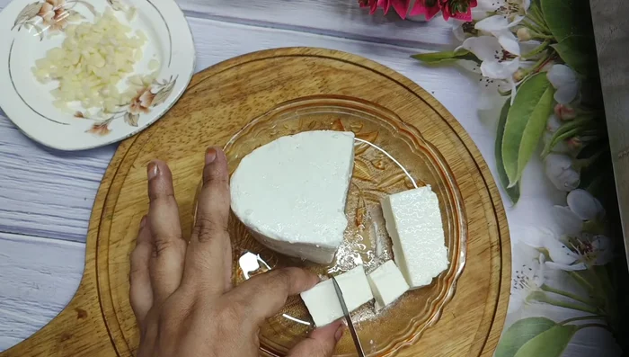 Cut the paneer cheese into your desired shape (square is suggested).