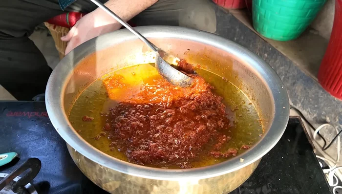 Cook on high flame for 5-6 minutes.