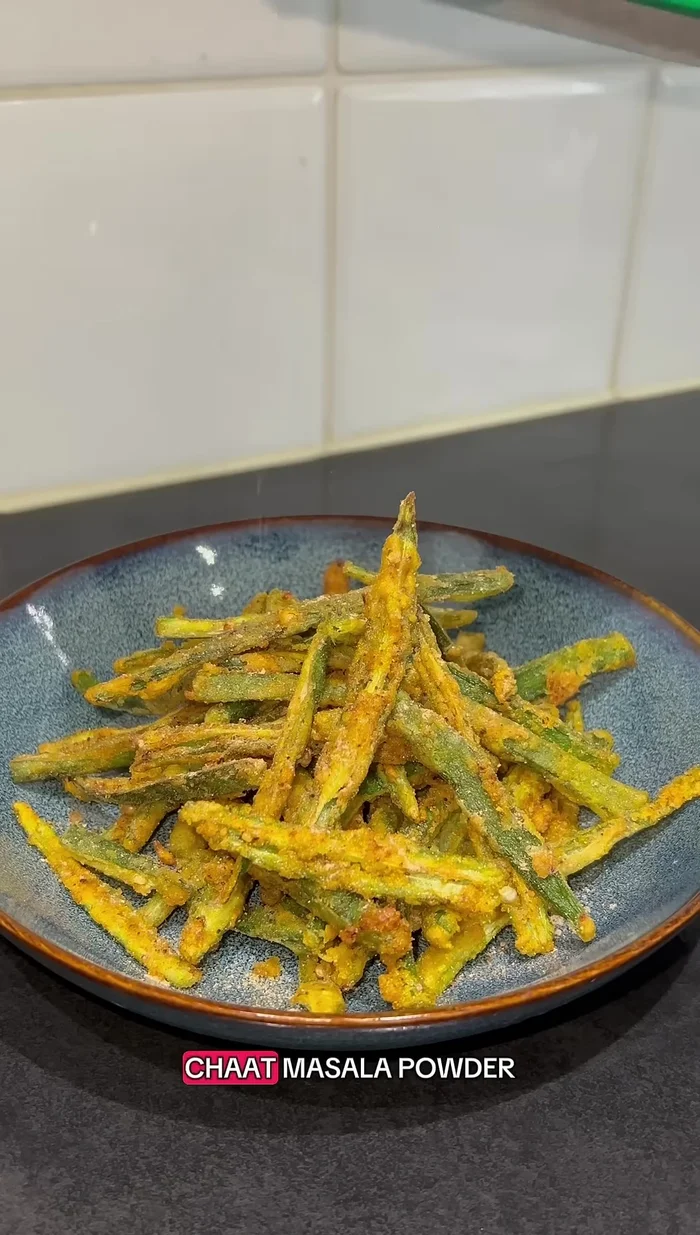 Sprinkle extra garam masala powder on top.
