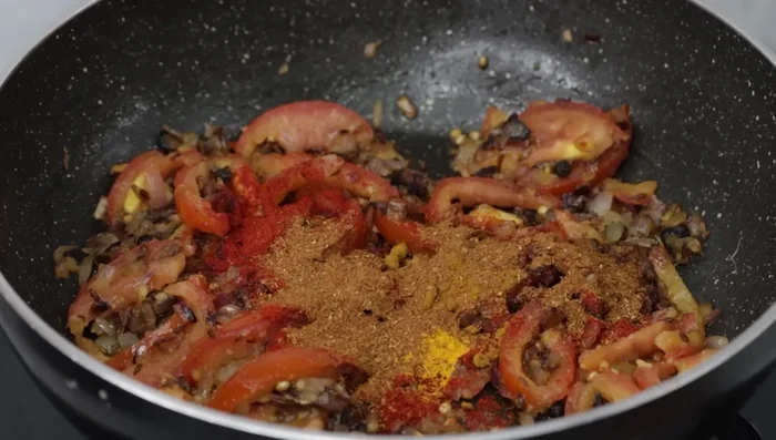 Sauté the masala until fragrant, adding 2 tbsp water if it becomes too dry.