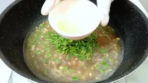 Green Coriander & Lemon Soup: Easy & Refreshing Recipe