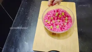 Healthy Beetroot & Makhana Raita Recipe (Summer Cooler)