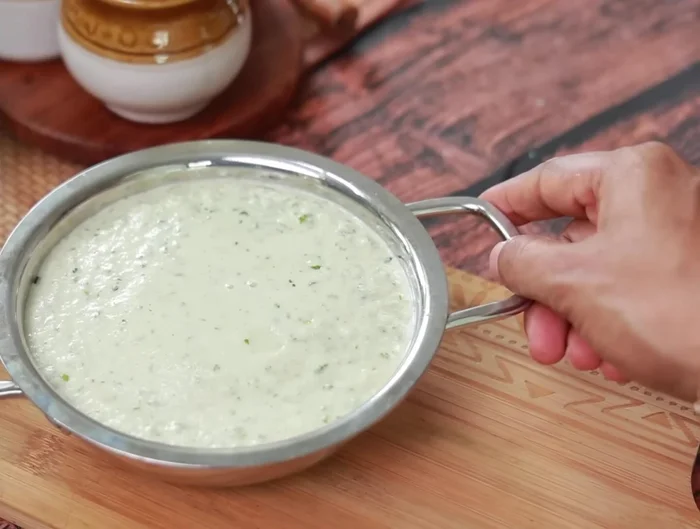 Transfer the chutney to a serving bowl.