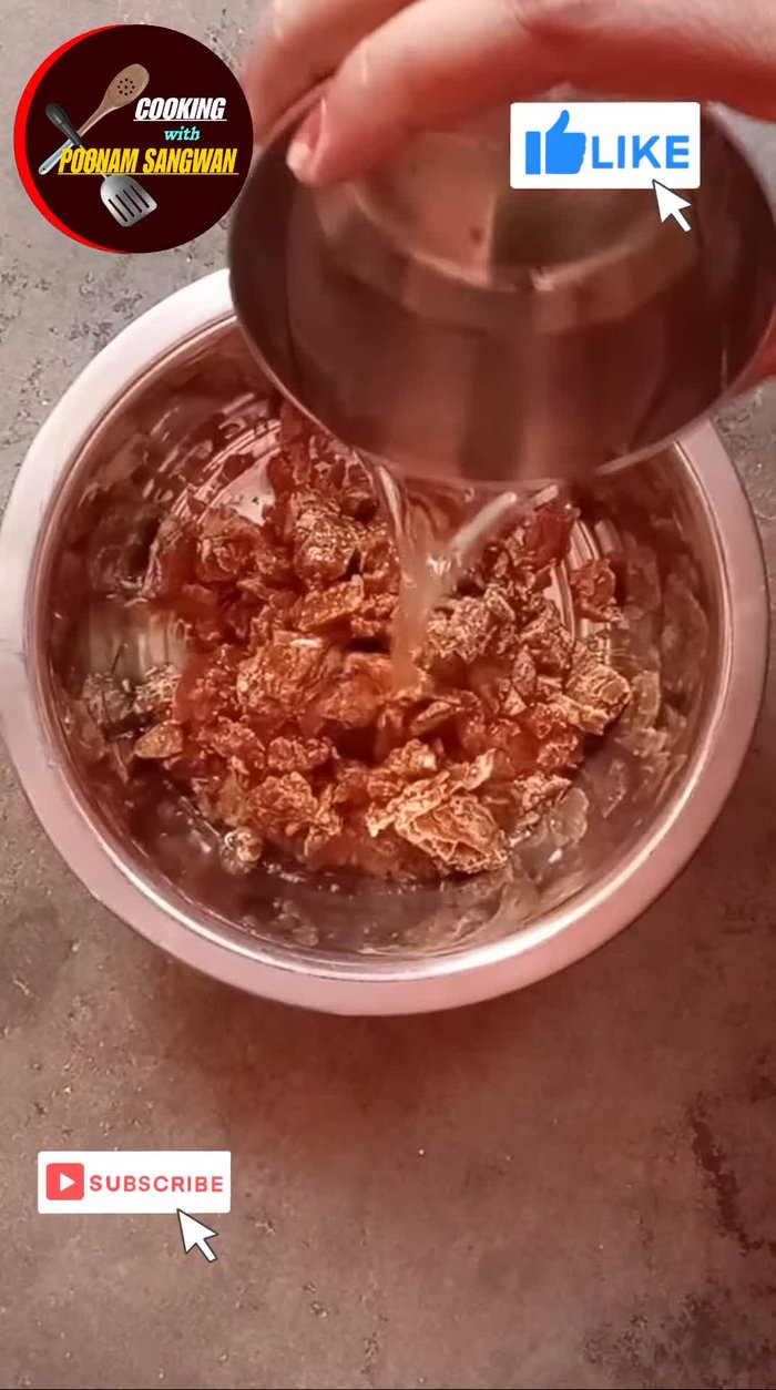 Add two bowls of water to the jaggery and melt it thoroughly.