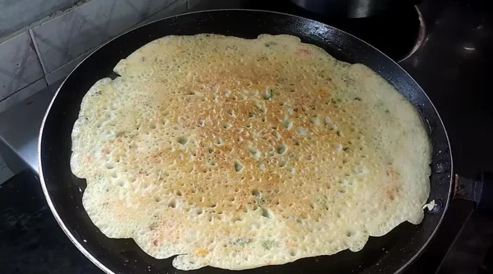 For soft cheela: Cook on low flame for 2 minutes, then medium flame until golden brown. Flip and cook the other side.